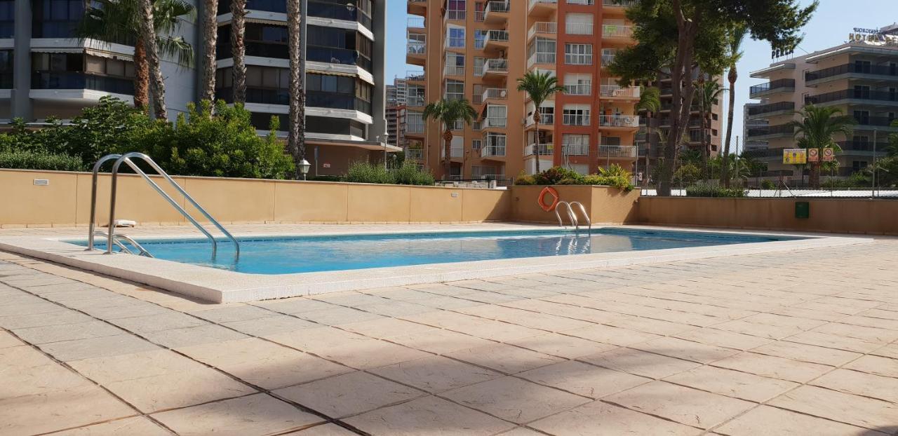 Junto Playa Levante con terraza Chill-Out-2 WCs-A ESTRENAR Gemelos 23 Benidorm Exterior foto